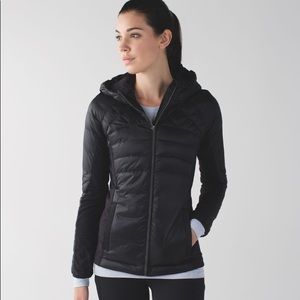 🎉 Lulu black puff pullover